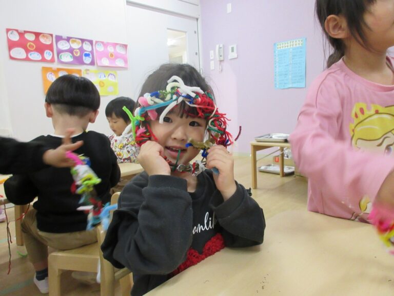 リース作り🎄（3歳　にじぐみ）